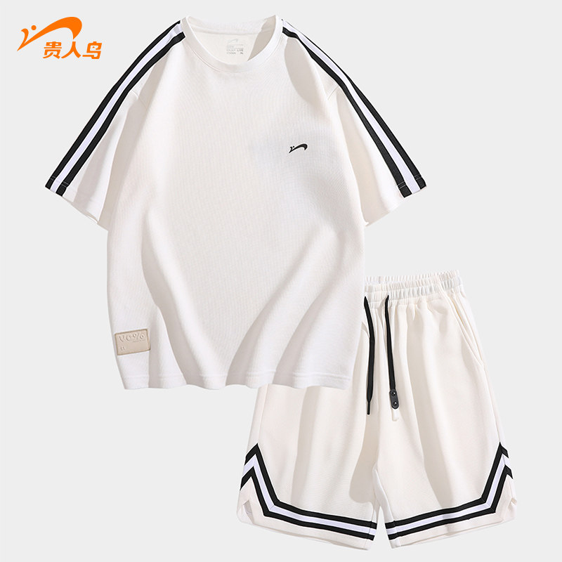 滑雪热潮再起：冬奥会激发大连冰雪装备消费新风潮(图1)